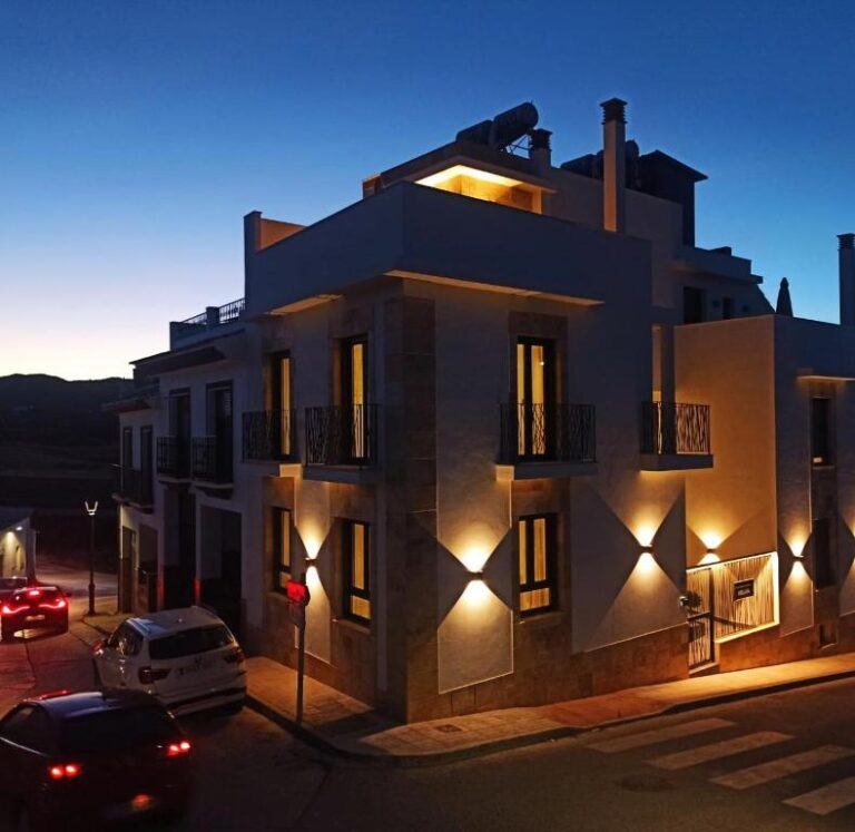 Apartamentos millan ardales 1 768x747