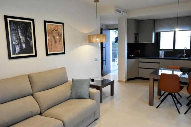 Apartamentos millan ardales 11 768x512