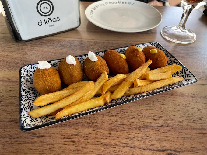bar de tapas en alora 7