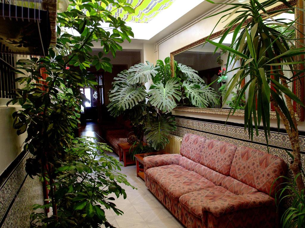 hostal-san-francisco-campillos