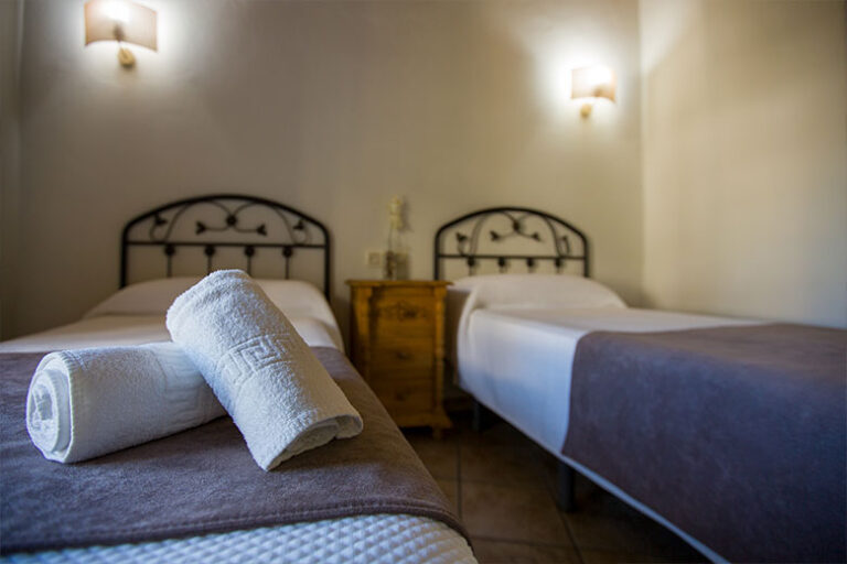hostal valle del sol 9 768x512