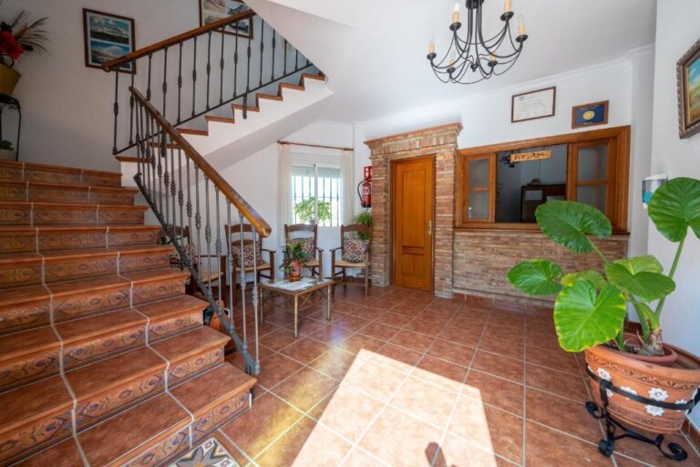 hostal vista a la sierra valle abdalajis 11 768x512
