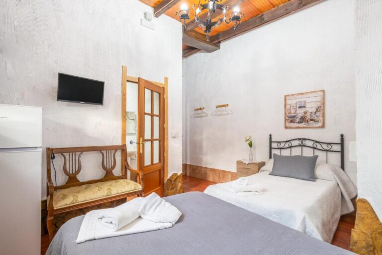 molino lucero casa rural teba 12 768x512