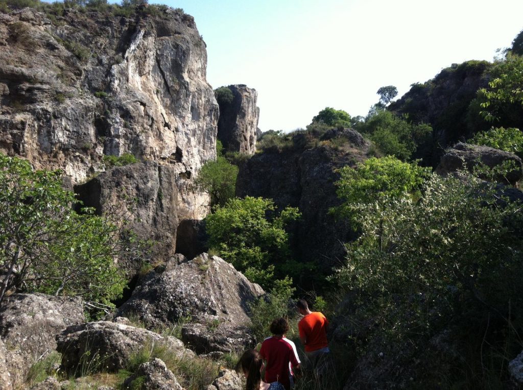 Ruta jurásica Monte Hacho