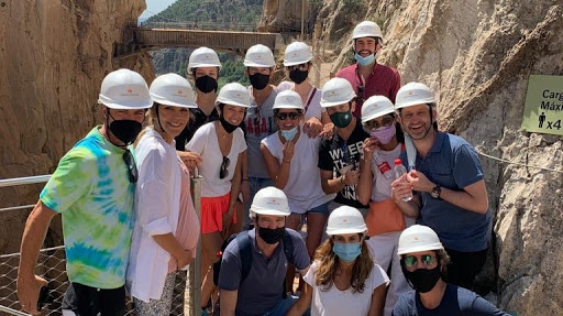 Banderas en el Caminito del Rey