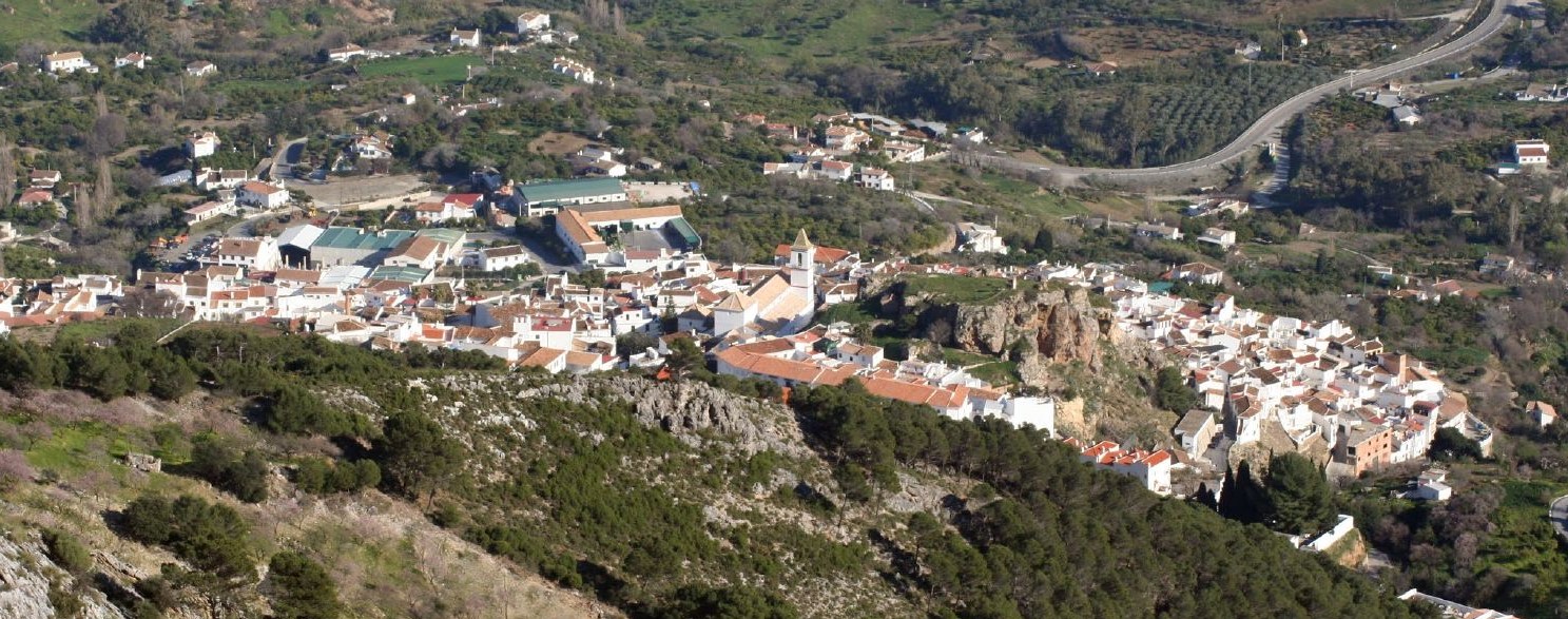 ruta de senderismo en casarabonela