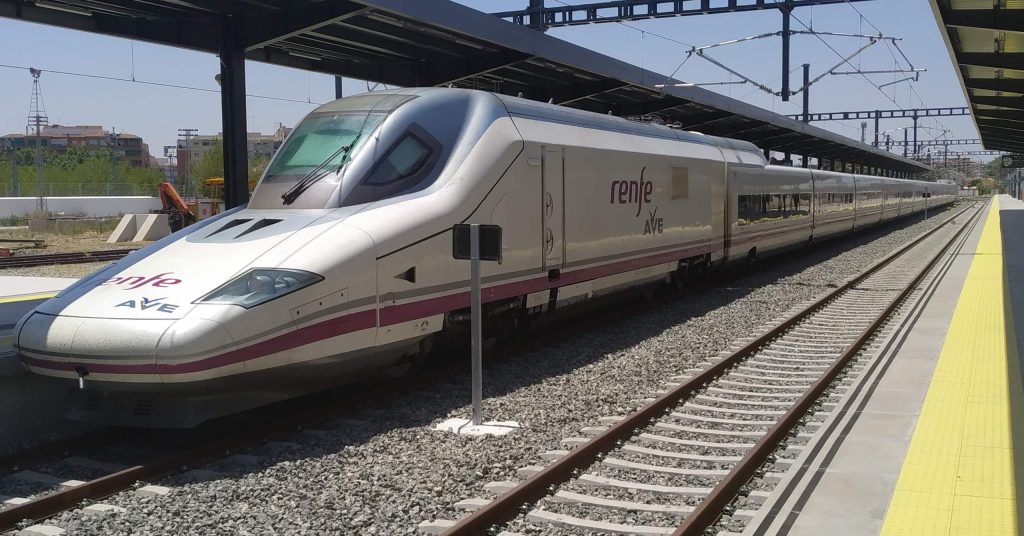 Desde madrid al caminito del Rey en AVE