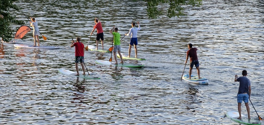 Alquiler de tabla paddle surf en playa interior de Málaga