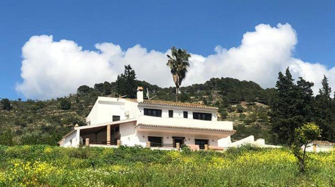 Finca Alcaparaín – Casa rural 12 personas en Carratraca