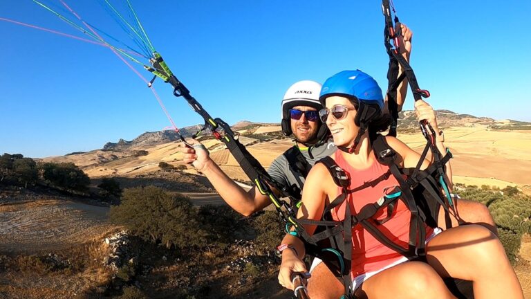 Parapente biplaza en el interior de Malaga 2 768x432